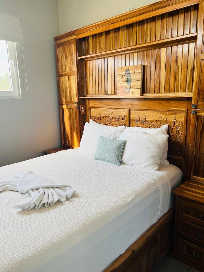 Ocean Breeze Ξενοδοχείο Placencia Εξωτερικό φωτογραφία