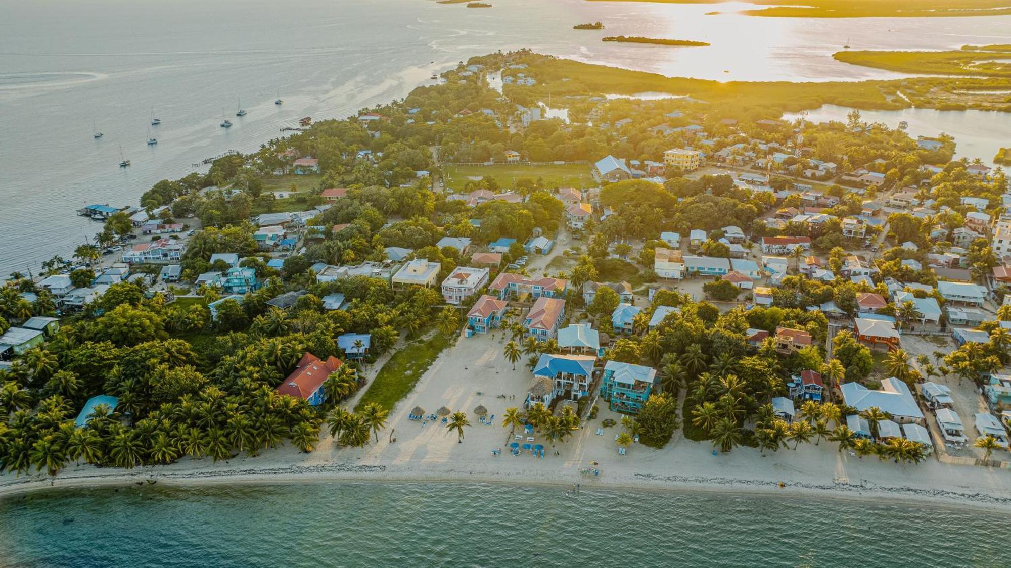 Ocean Breeze Ξενοδοχείο Placencia Εξωτερικό φωτογραφία